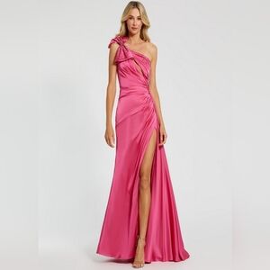 Mac Duggal One Shoulder Embellished Bow Rose Color Gown NWT